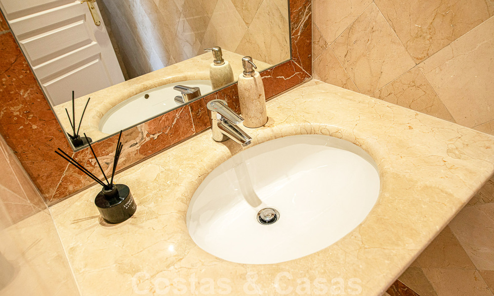 Spacious duplex penthouse for sale with sea views, close to all amenities on the Golden Mile in Marbella 49626