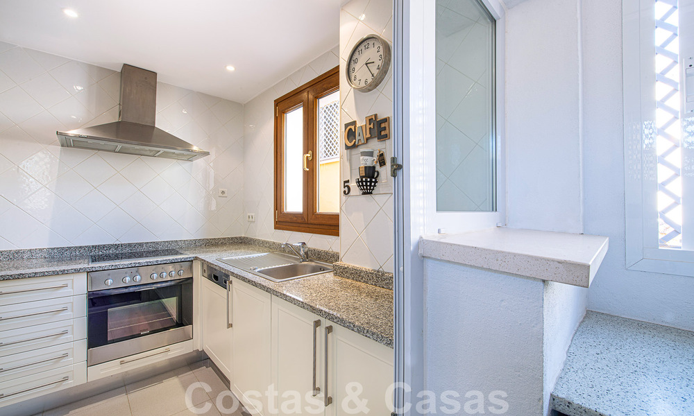 Spacious duplex penthouse for sale with sea views, close to all amenities on the Golden Mile in Marbella 49628