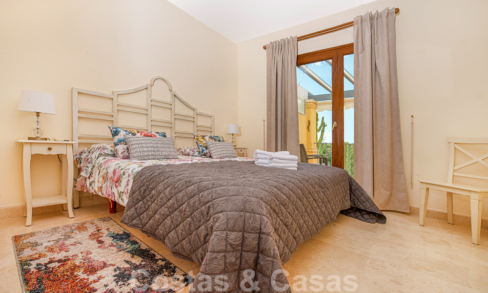 Spacious duplex penthouse for sale with sea views, close to all amenities on the Golden Mile in Marbella 49630