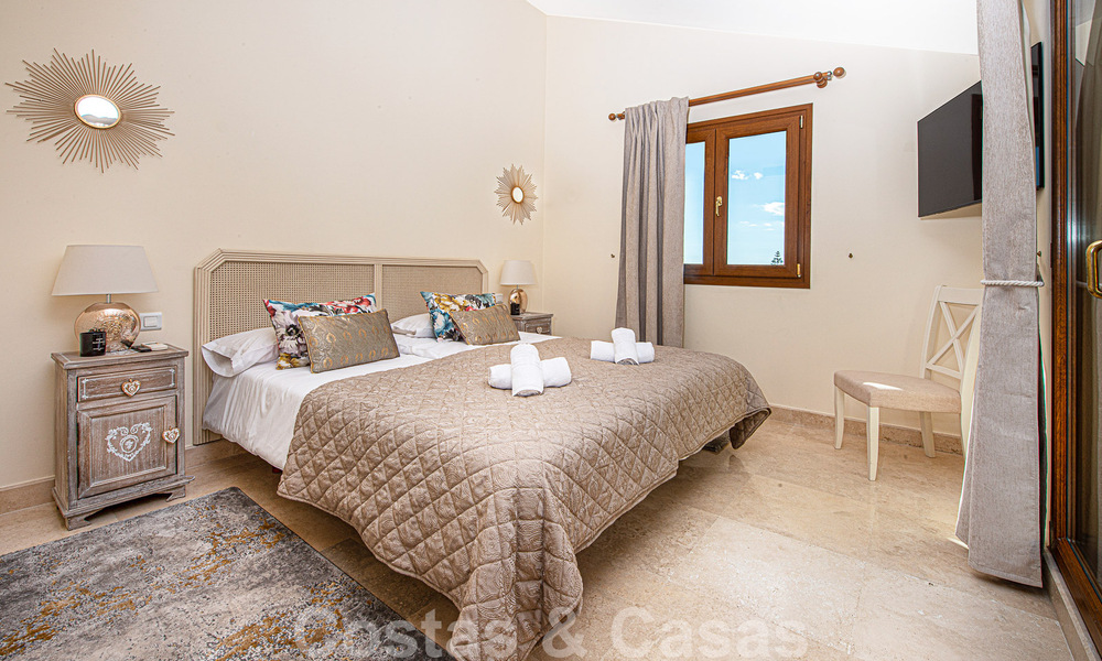 Spacious duplex penthouse for sale with sea views, close to all amenities on the Golden Mile in Marbella 49633