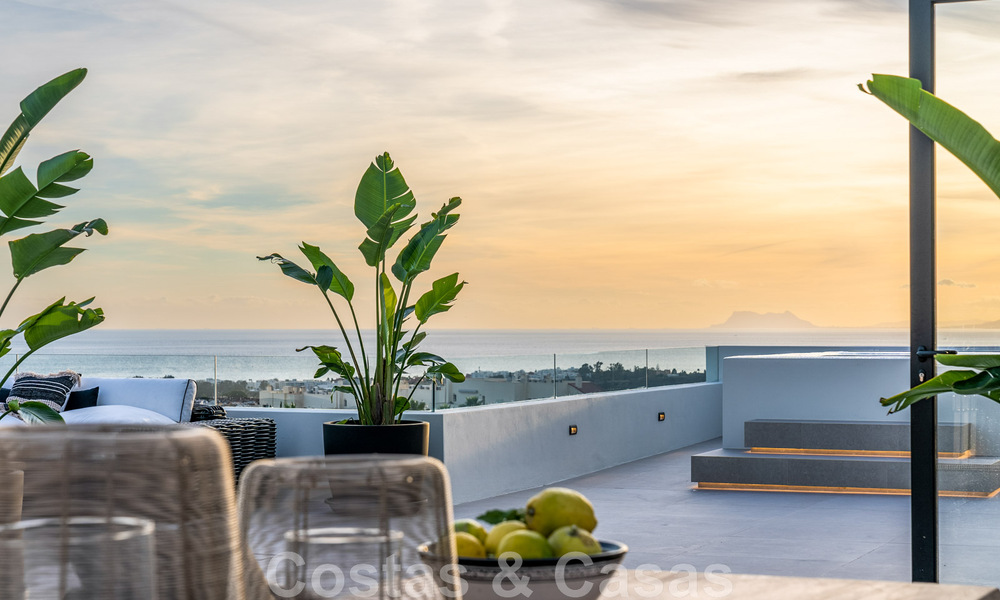 Exclusive designer villa with panoramic sea views for sale in the a five-star golf resort in Marbella - Benahavis 48877