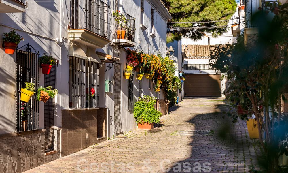 Superb townhouse for sale within walking distance of all amenities in the picturesque old town of Estepona 49845