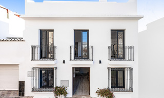 Superb townhouse for sale within walking distance of all amenities in the picturesque old town of Estepona 49854 