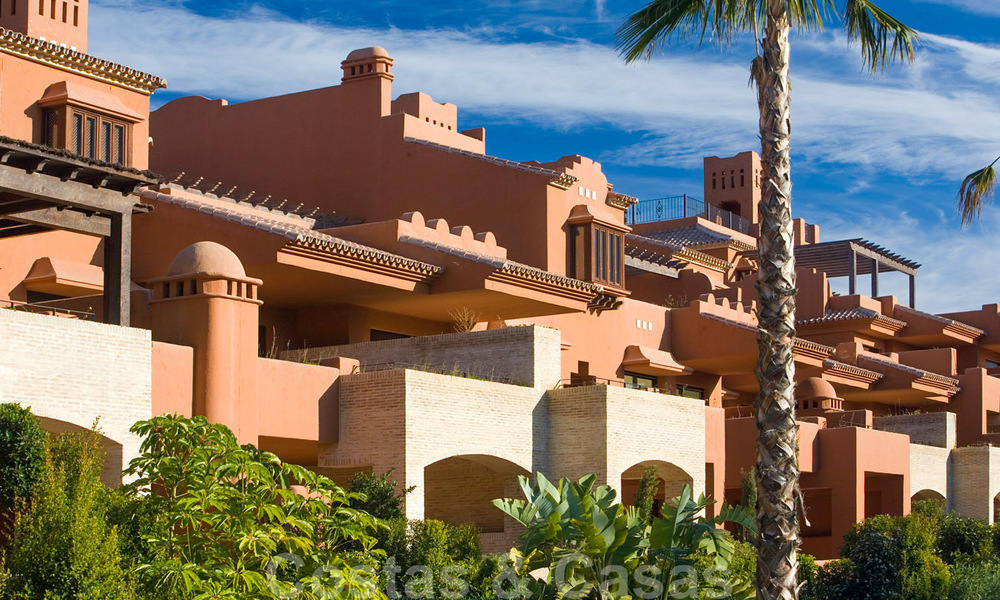 Luxury beachside Apartments in Alhambra style for sale, Marbella - Estepona 25983