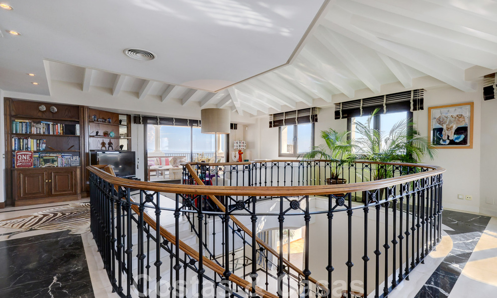 Gigantic duplex penthouse for sale with breath-taking sea views on frontline beach in Puerto Banus' marina, Marbella 49111