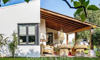Attractive, distinctive Ibiza-style villa for sale with large separate guest house located in West Marbella 49958 