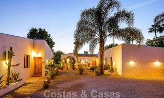 Attractive, distinctive Ibiza-style villa for sale with large separate guest house located in West Marbella 49966 