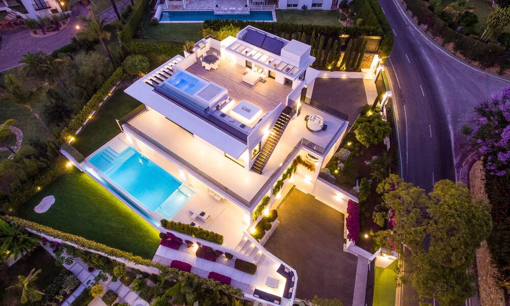 Contemporary, detached luxury villa for sale with panoramic mountain and sea views, heart of Marbella's Golden Mile 49908
