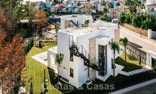 2 prestigious new build villas for sale within walking distance of a stunning golf clubhouse on the New Golden Mile, between Marbella and Estepona 64367 