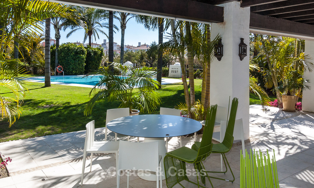 2 prestigious new build villas for sale within walking distance of a stunning golf clubhouse on the New Golden Mile, between Marbella and Estepona 64378