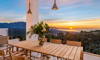 Mediterranean luxury villa for sale with a contemporary feel and stunning sea views in the exclusive La Zagaleta Golf resort, Benahavis - Marbella 49343 