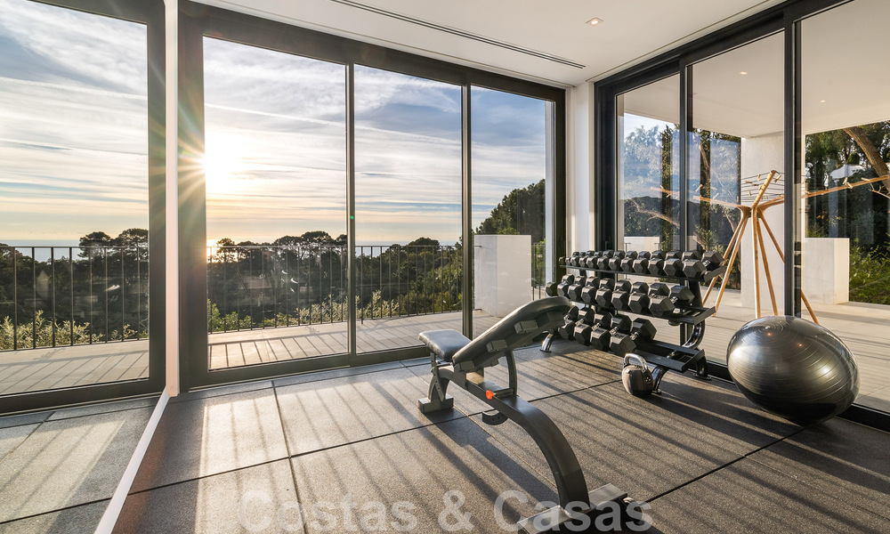 Mediterranean luxury villa for sale with a contemporary feel and stunning sea views in the exclusive La Zagaleta Golf resort, Benahavis - Marbella 49350