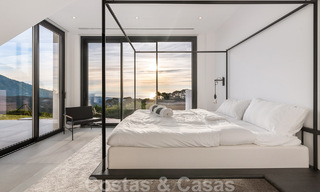 Mediterranean luxury villa for sale with a contemporary feel and stunning sea views in the exclusive La Zagaleta Golf resort, Benahavis - Marbella 49351 