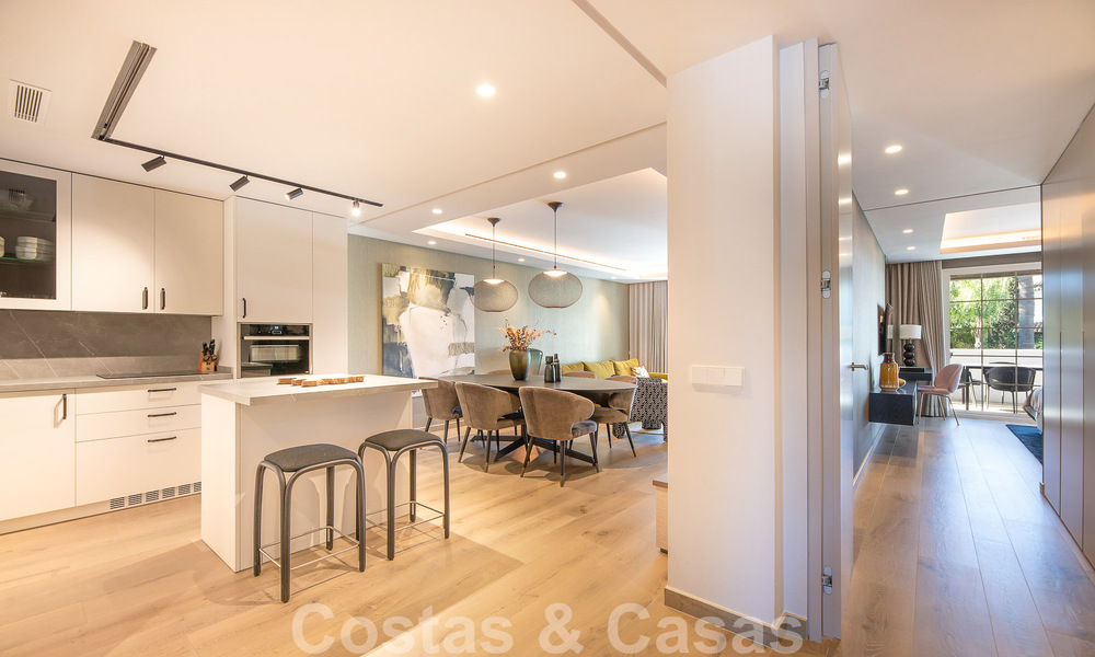 Sophisticated apartment for sale a few steps from the beach, located in Puente Romano on the Golden Mile in Marbella 49771