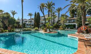 Sophisticated apartment for sale a few steps from the beach, located in Puente Romano on the Golden Mile in Marbella 49793 