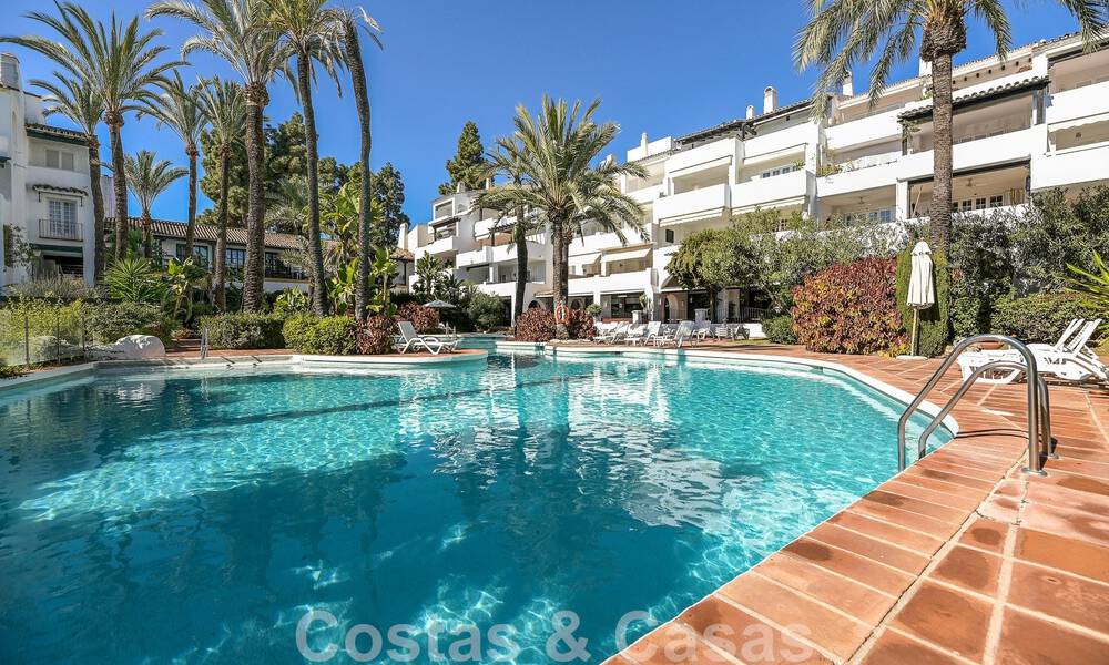 Sophisticated apartment for sale a few steps from the beach, located in Puente Romano on the Golden Mile in Marbella 49794