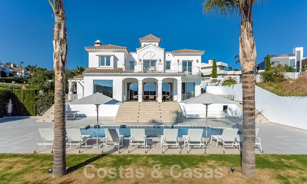 Spacious Mediterranean villa for sale located in a privileged urbanisation of Nueva Andalucia, Marbella 50554