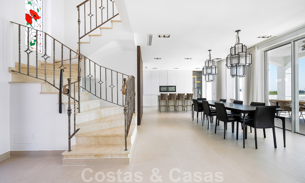 Spacious Mediterranean villa for sale located in a privileged urbanisation of Nueva Andalucia, Marbella 50571
