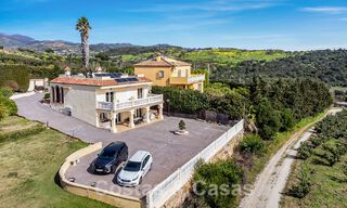 Spanish country villa for sale on extensive plot located in quiet area a short distance from Estepona centre 50914 