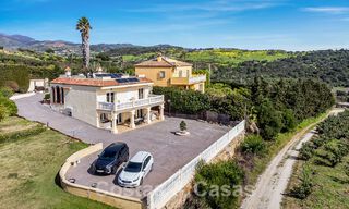 Spanish country villa for sale on extensive plot located in quiet area a short distance from Estepona centre 50914 