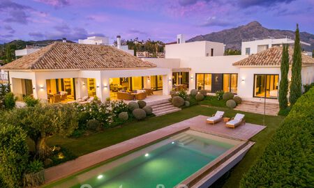 Detached, Mediterranean luxury villa for sale with heated pool and sea views surrounded by golf courses in Nueva Andalucia, Marbella 50733