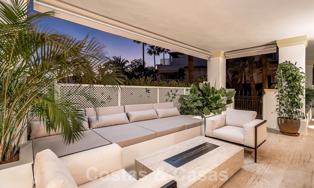 Spacious luxury 4-bedroom apartment for sale in an exclusive complex, on the prestigious Golden Mile, Marbella 50873