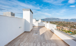 Move-in ready, spacious penthouse for sale with private pool and panoramic golf and sea views, adjacent to a golf club in Mijas, Costa del Sol 50469 