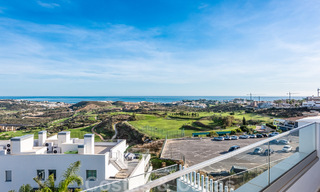 Move-in ready, spacious penthouse for sale with private pool and panoramic golf and sea views, adjacent to a golf club in Mijas, Costa del Sol 50522 