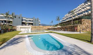 Move-in ready, modern 3-bedroom apartment for sale in a golf resort on the New Golden Mile, between Marbella and Estepona 50787 