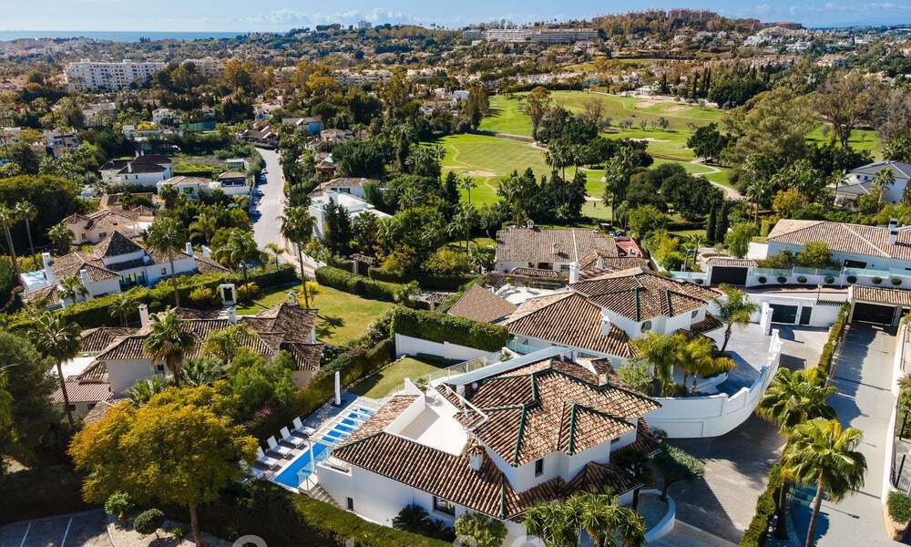 Spanish luxury villa for sale with contemporary Mediterranean architecture located in the heart of Nueva Andalucia's golf valley in Marbella 51209