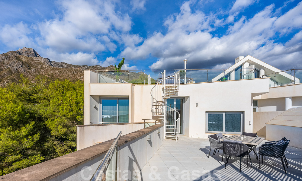 Spacious semi-detached house for sale with spectacular sea views, in Sierra Blanca on the Golden Mile of Marbella 51127