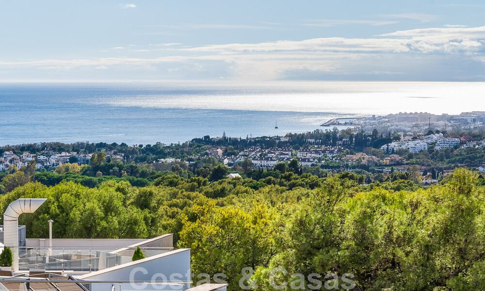 Spacious semi-detached house for sale with spectacular sea views, in Sierra Blanca on the Golden Mile of Marbella 51128