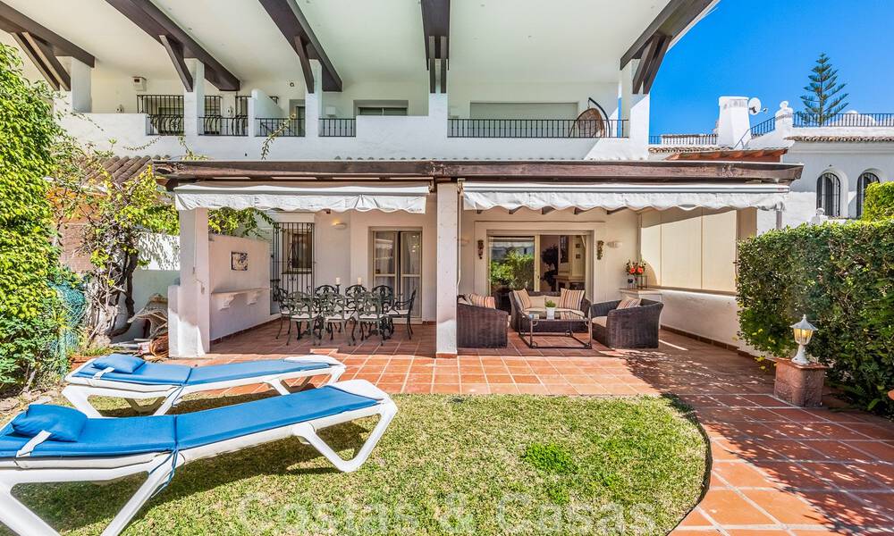 3 bedroom apartment for sale in beachfront, gated complex a few steps from the beach in San Pedro, Marbella 51170