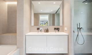 New luxury villa for sale with a contemporary architectural style located in a secure community of Nueva Andalucia, Marbella 782507 