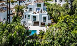 New luxury villa for sale with a contemporary architectural style located in a secure community of Nueva Andalucia, Marbella 782533 
