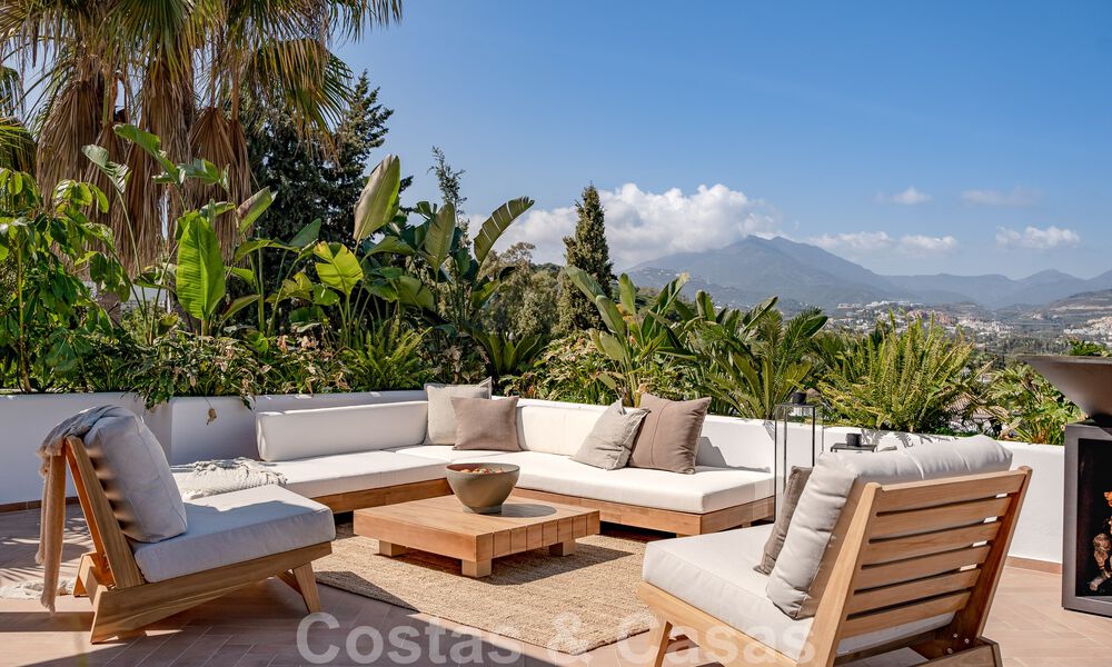 Fully refurbished apartment for sale, with large terrace, walking distance to amenities and even Puerto Banus, Marbella 51475