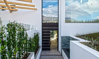 Move-in ready luxury villa for sale with fantastic sea views located in a golf resort near Estepona centre 52460 