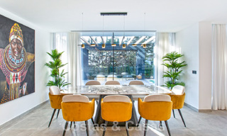 Move-in ready luxury villa for sale with fantastic sea views located in a golf resort near Estepona centre 52461 