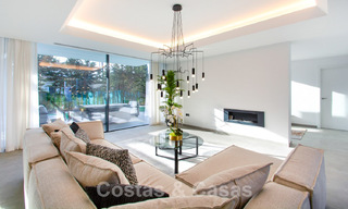 Move-in ready luxury villa for sale with fantastic sea views located in a golf resort near Estepona centre 52463 