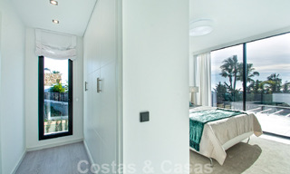 Move-in ready luxury villa for sale with fantastic sea views located in a golf resort near Estepona centre 52472 