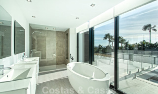 Move-in ready luxury villa for sale with fantastic sea views located in a golf resort near Estepona centre 52476 