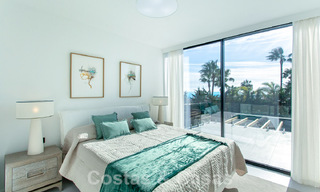 Move-in ready luxury villa for sale with fantastic sea views located in a golf resort near Estepona centre 52477 