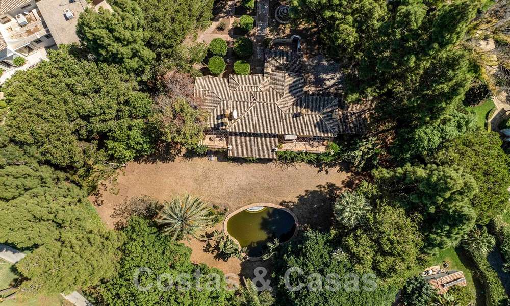 Plot + luxury villa project for sale in a quiet urbanisation within walking distance to the beach in Guadalmina Baja, Marbella 52617