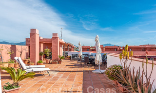 Penthouse for sale in a gated urbanisation a stone's throw from the beach on the New Golden Mile between Marbella and Estepona 52833 