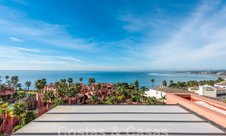 Penthouse for sale in a gated urbanisation a stone's throw from the beach on the New Golden Mile between Marbella and Estepona 52834 