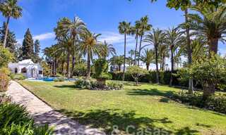 Andalusian villa for sale within walking distance of the beach on the New Golden Mile between Marbella and Estepona 53494 