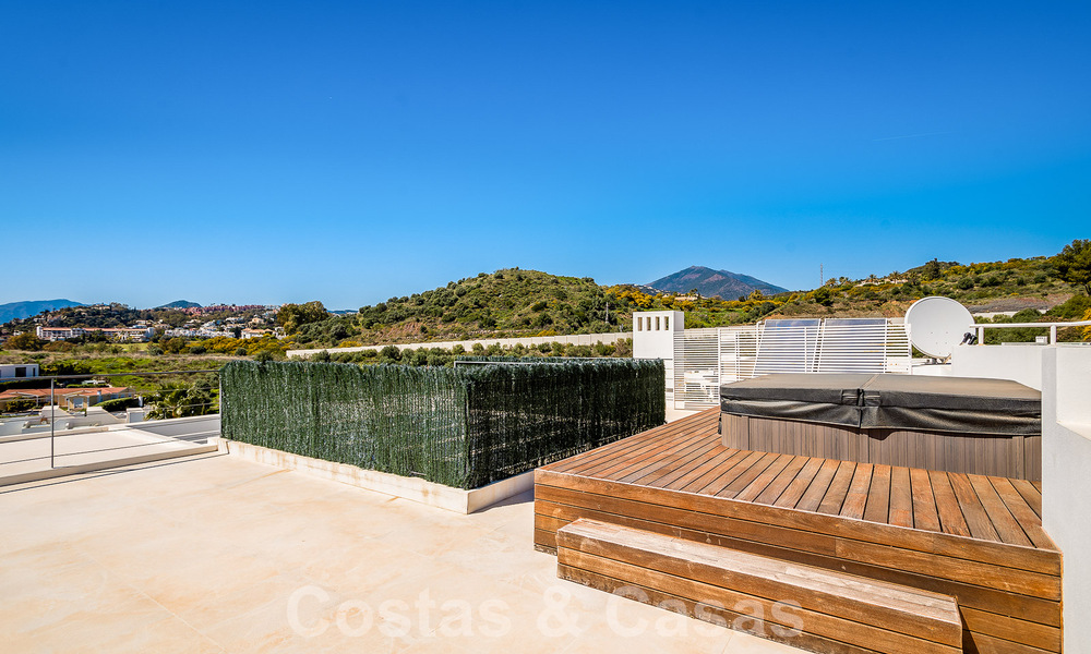 Modern luxury villa for sale in gated community of golf valley of Nueva Andalucia, Marbella 53516