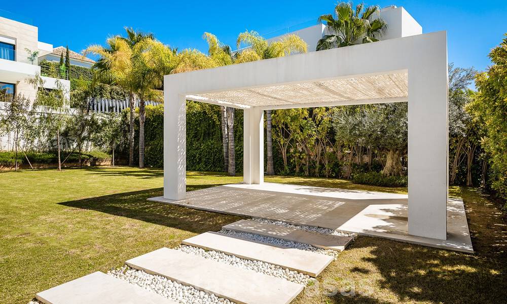 Modern luxury villa for sale in gated community of golf valley of Nueva Andalucia, Marbella 53537