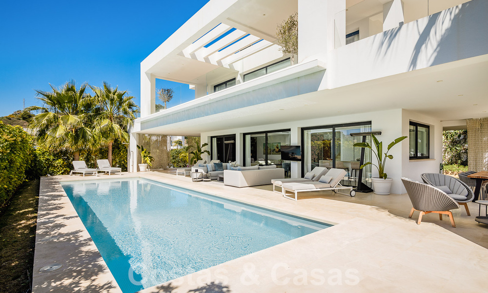 Modern luxury villa for sale in gated community of golf valley of Nueva Andalucia, Marbella 53538