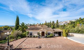 Traditional-Mediterranean luxury villa for sale with sea views in gated community on the Golden Mile of Marbella 54403 